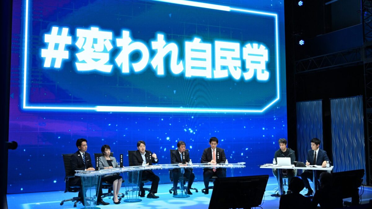 WORLD STUDIOを会場として開催