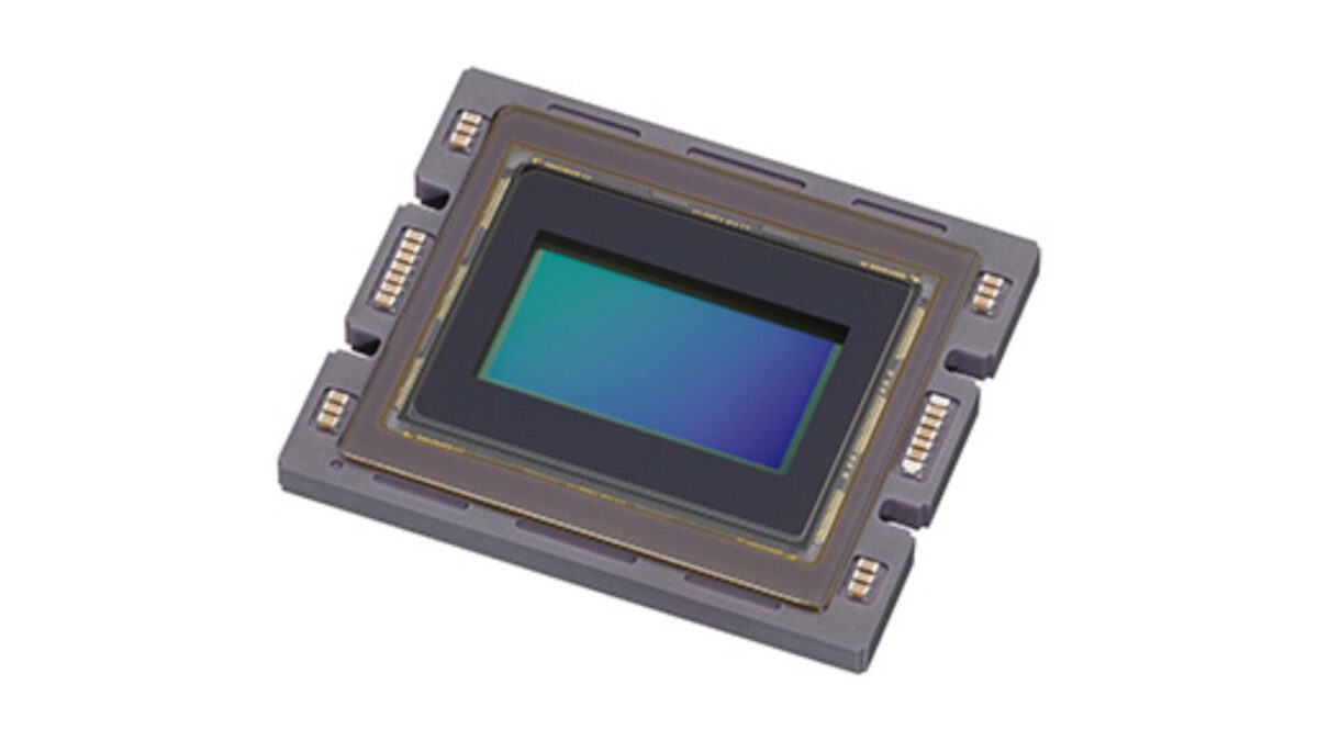 Super 35mm大型4K CMOSセンサー